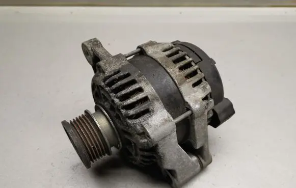 Opel Insignia A Generator/alternator