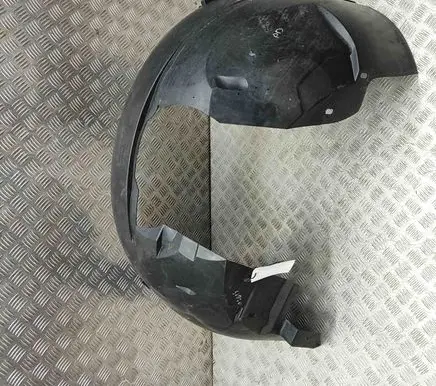 Chrysler Voyager Front wheel arch liner splash guards 05113094AB
