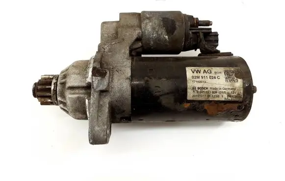 Volkswagen PASSAT B7 Starter motor 02M911024C