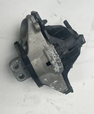 Jeep Grand Cherokee WL Engine mount vacuum valve 68375801AA 009120308