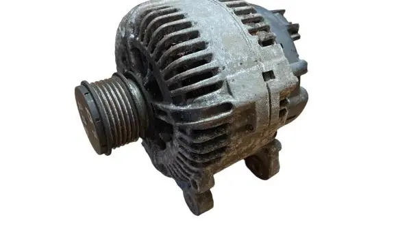 Audi A4 S4 B7 8E 8H Generator/alternator 03G903016A TG17C054 707031887