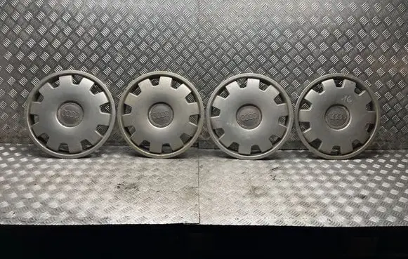 Audi A6 S6 C5 4B R16 wheel hub/cap/trim 4B0601147D