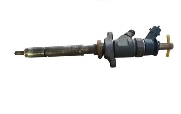 Peugeot Partner Fuel injector 0445110311