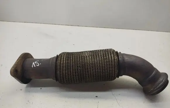Mercedes-Benz A W176 Muffler pipe connector clamp 