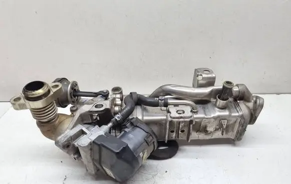 BMW X3 F25 EGR valve cooler 7822350 11717822350