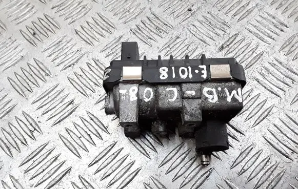 Mercedes-Benz C W204 Turbine electric control actuator 7303146nw009228