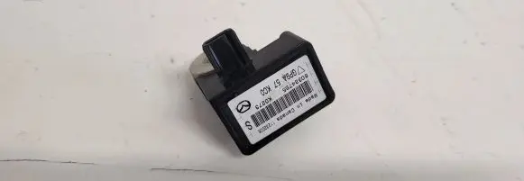 Mazda 6 Airbag deployment crash/impact sensor GP9A57KC0 603847B5 11232005