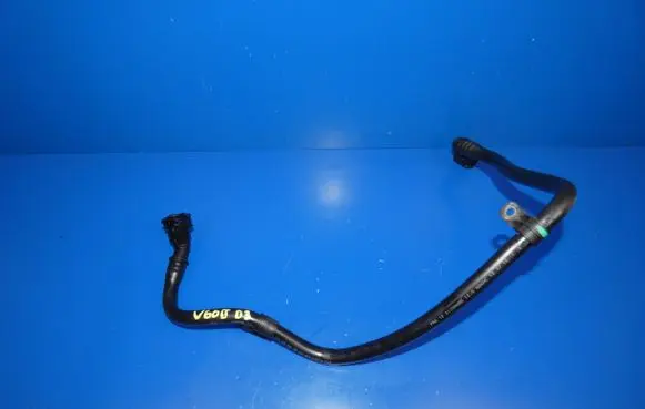 Volvo V60 Breather/breather pipe/hose 31338885
