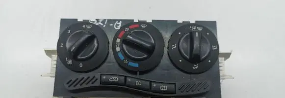 Mercedes-Benz A W168 Climate control unit 1688300485 A1688300485