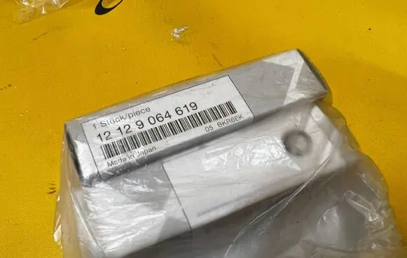 BMW 3 E36 Spark plug 12129061869 9061869