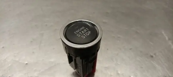Toyota Avensis T270 Engine start stop button switch 8961102013
