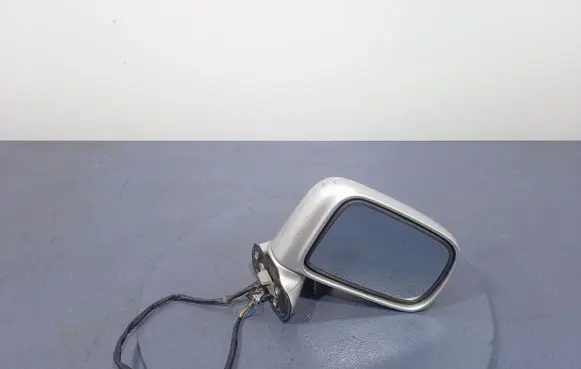 Front door electric wing mirror