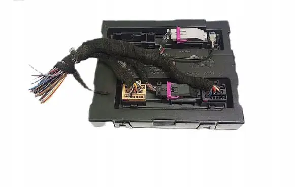 Audi A4 S4 B8 8K Comfort/convenience module 8K0907064DC