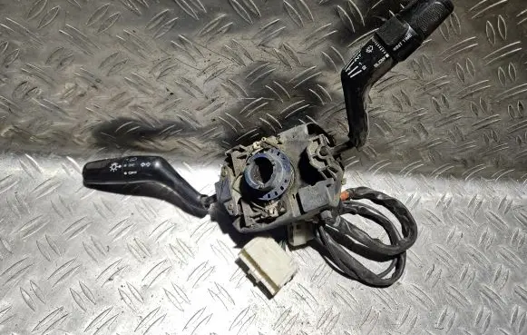 Mitsubishi Galant Wiper turn signal indicator stalk/switch MB529652 178741