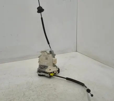 Audi A4 S4 B8 8K Rear door lock 8K0839016C