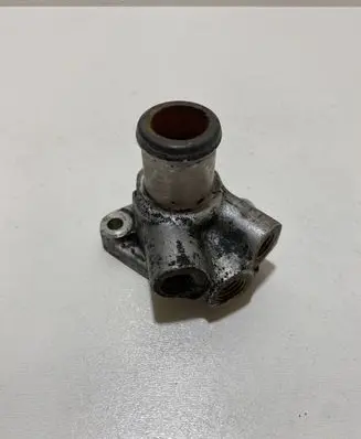 Volkswagen Golf IV Engine coolant pipe/hose 028121145B