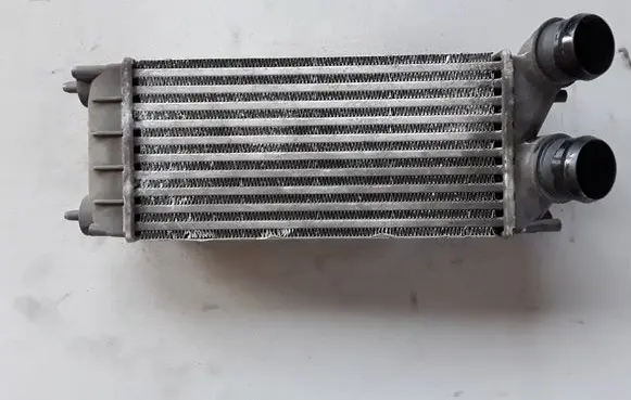 Peugeot 3008 I Intercooler radiator 9684212480