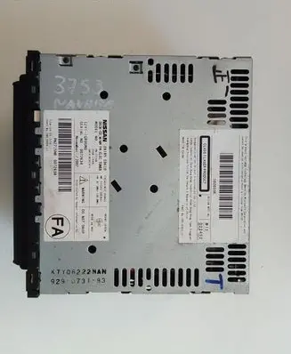 Nissan Navara Radio/CD/DVD/GPS head unit 28185EB610