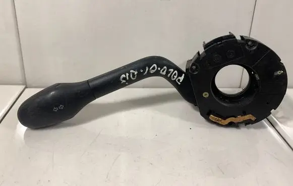 Volkswagen Polo III 6N 6N2 6NF Indicator stalk