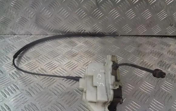 Citroen C2 Front door lock