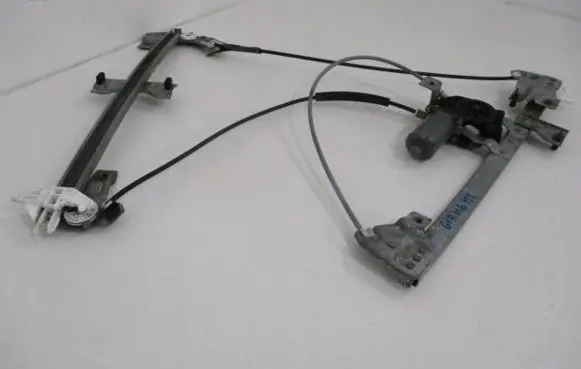 Peugeot Partner Front door window regulator with motor 0130821763