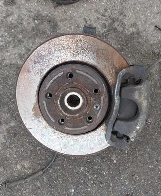 Renault Kangoo II Front wheel hub spindle knuckle 5735128