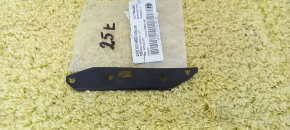 Mercedes-Benz CLA C117 X117 W117 Front bumper mounting bracket A1778850500