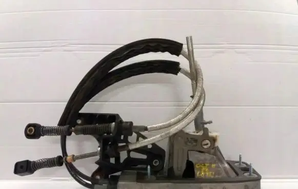 Skoda Octavia Mk2 (1Z) Gear shifter/selector 