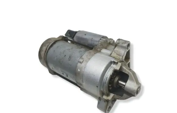 BMW X2 F39 Starter motor 8647866
