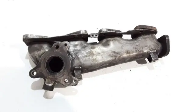 Mercedes-Benz C W205 Exhaust manifold