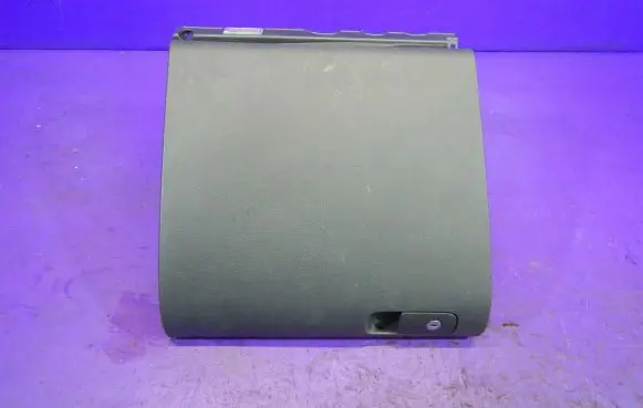 Volkswagen Golf V Glove box 5M1857097K