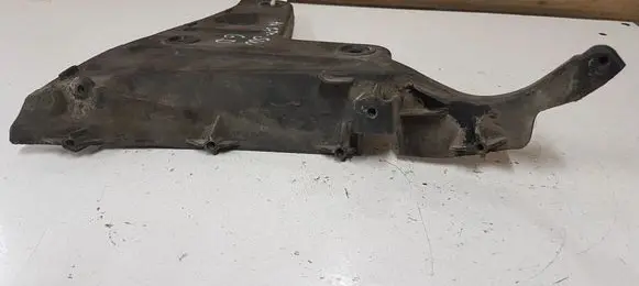 Audi A4 S4 B7 8E 8H Rear bumper mounting bracket 8E9807454A