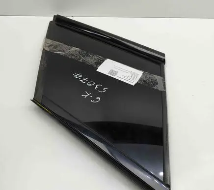 Land Rover Range Rover Evoque L538 Rear side window LR049336