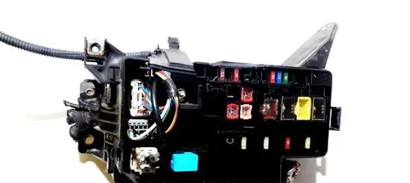 Toyota RAV 4 (XA30) Fuse box set 8266242180 82662-42180