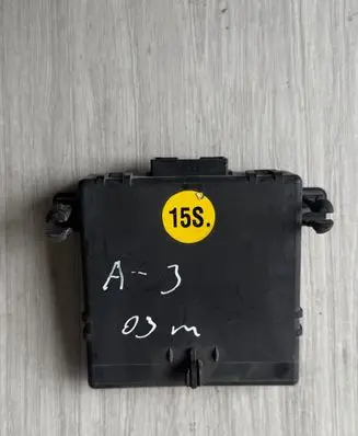Audi A3 S3 8P Gateway control module 1K0907530B 1K0907951