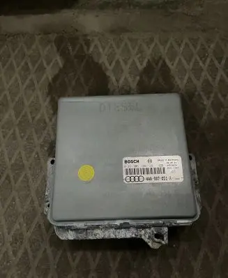 Audi A6 S6 C4 4A Engine control unit/module 4A0907051X 0281001128