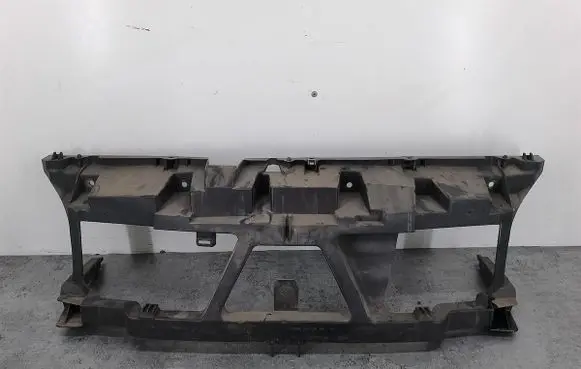Renault Scenic II - Grand scenic II Radiator support slam panel bracket 8200140174