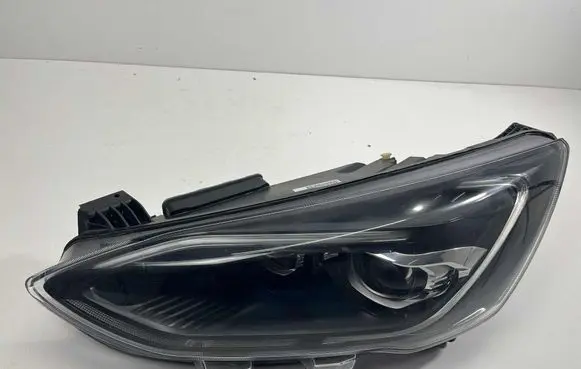 Ford Focus Headlight/headlamp JX7B13E017AF