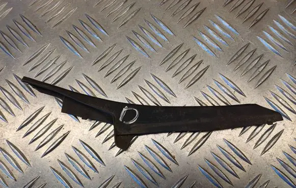 Toyota Corolla Verso E121 Windshield trim 538240F010