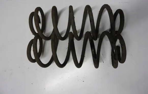 Toyota Auris 150 Rear coil spring 56576ty56y5