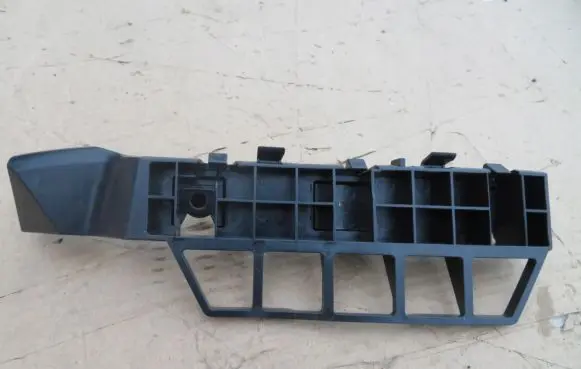 KIA Venga Rear bumper mounting bracket 86614-1P000