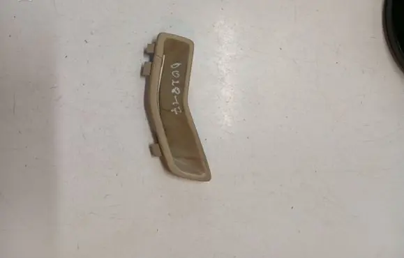 Volvo XC60 Seat belt trim 30767128