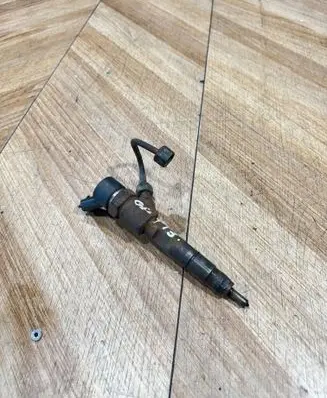 Renault Scenic II - Grand scenic II Fuel injector 8200100272