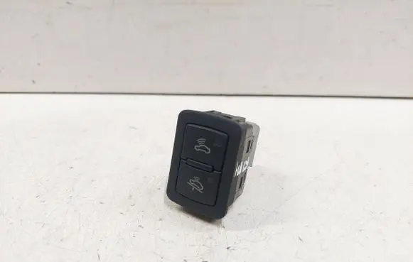 Audi A3 S3 8P Alarm switch 8P0962109