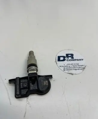 Toyota Yaris XP210 Tire pressure sensor 10R059945