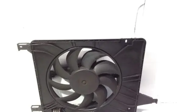 Nissan Qashqai+2 Electric radiator cooling fan