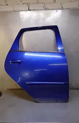 Mitsubishi Colt Rear door 