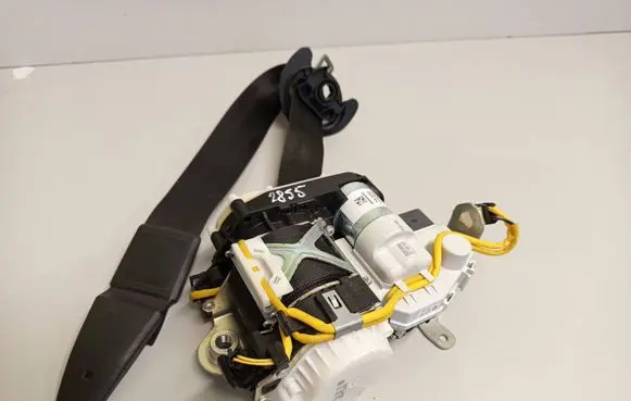 Audi A6 S6 C7 4G Front seatbelt 4G8857706E 34078384 YD44206012L