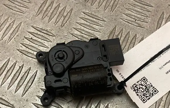 Volkswagen Tiguan Allspace Air flap motor/actuator T16245C 5WA907511C JE1651EHQ0016