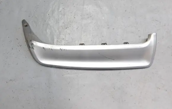 Nissan Qashqai Rear bumper trim bar molding 85086HV00A